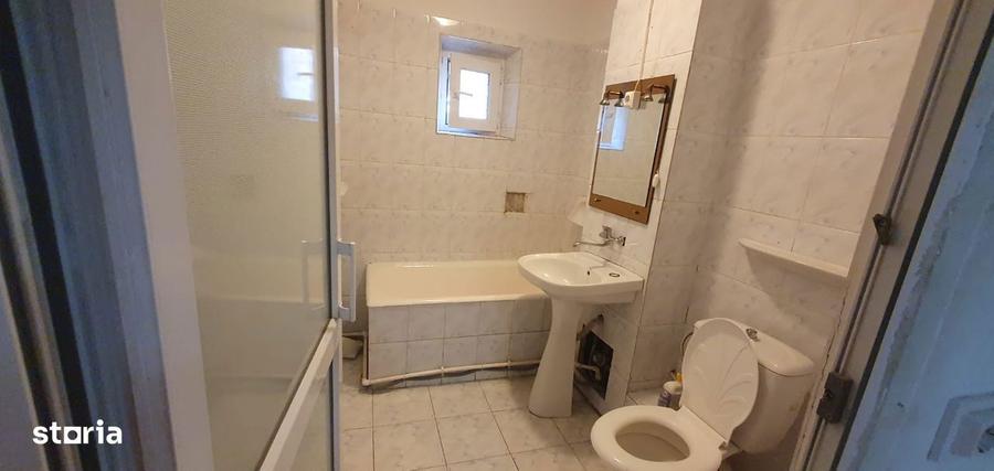 Apartament cu 2 camere decomandat în Lăpuș Argeș