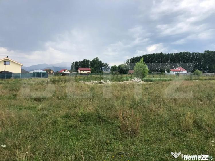 Teren de 1000 mp, în Central