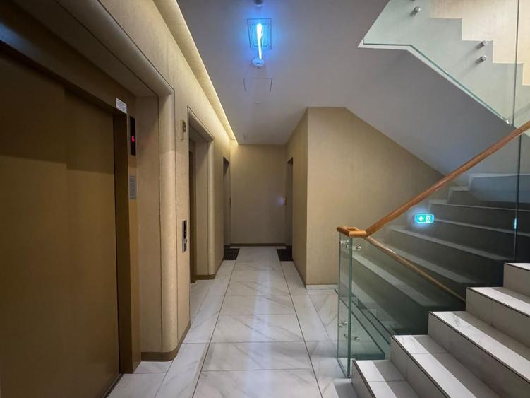Apartament cu 2 camere semidecomandat, mobilat în Barbu Văcărescu