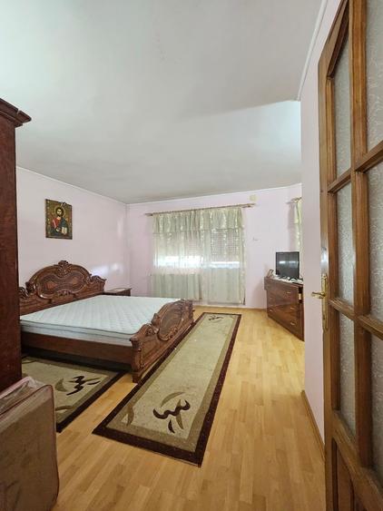 Casă individuală cu 4 camere cu Teren 1676 Mp în Exterior Nord