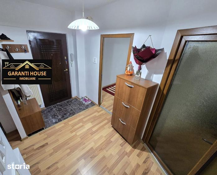 Apartament cu 2 camere decomandat în Traian