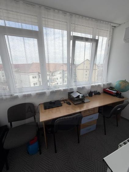 Apartament 3 camere 78 mp utili 3 balcoane 2 bai boxă  zona Terezian - 6