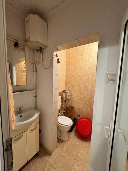 Garsonieră decomandată în Războieni