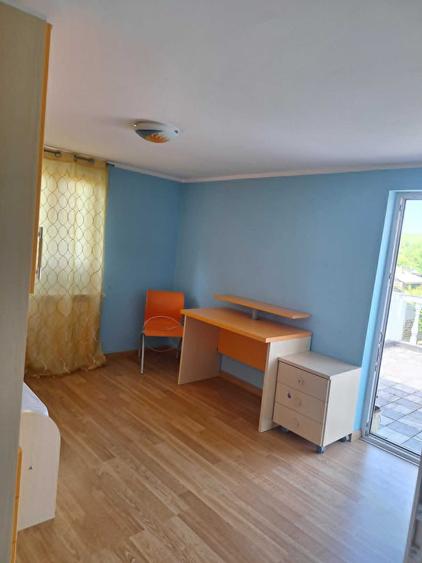 Casă cu 4 camere în Bogonos