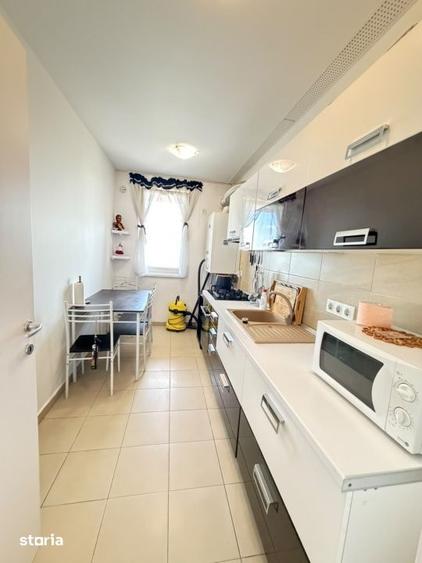 Apartament cu 3 camere, mobilat în Central