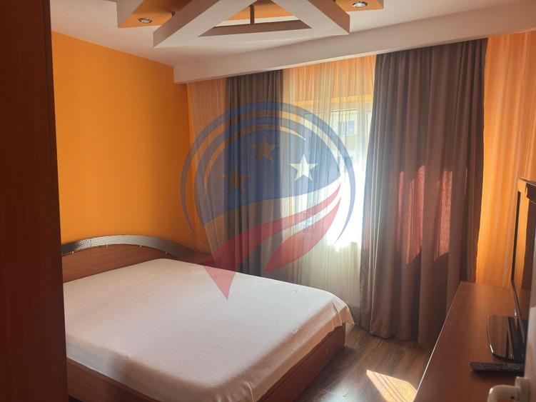Apartament cu 2 camere decomandat în Rovine