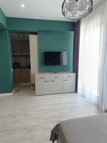 Garsonieră decomandată în Central