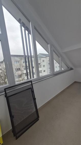 Apartament cu 3 camere decomandat în Central — fotografia 3