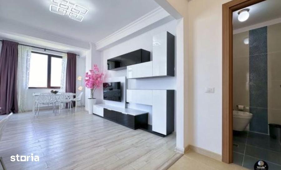 Apartament cu 3 camere decomandat în Cazino