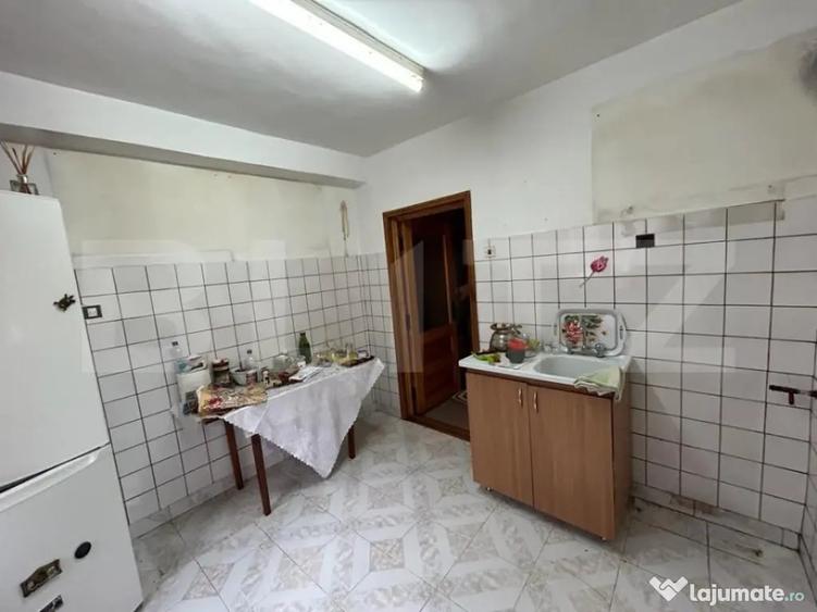 Casă cu 4 camere cu Teren 300 Mp în Burdujeni