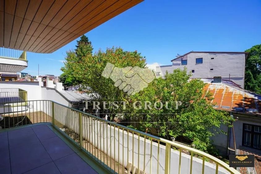 Apartament cu 4 camere decomandat în Domenii