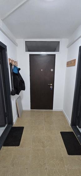 Apartament cu 2 camere semidecomandat în Dobroești