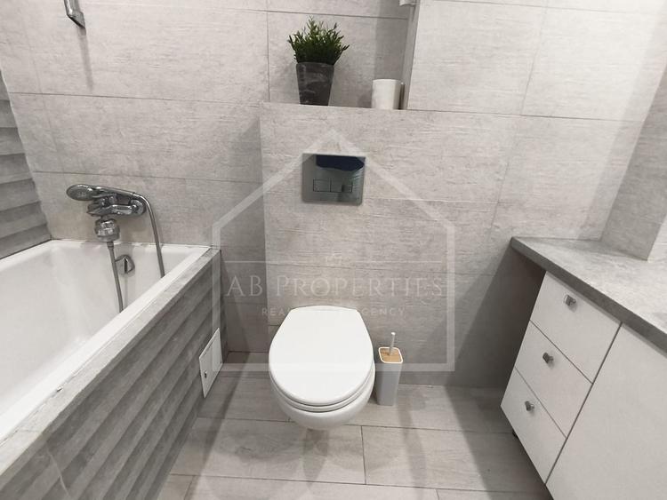 Apartament cu 2 camere decomandat, mobilat în Băneasa