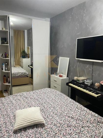 Apartament cu 3 camere decomandat, mobilat în Prelungirea Ghencea