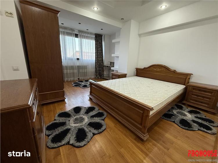 Apartament cu 3 camere, mobilat în Unirii