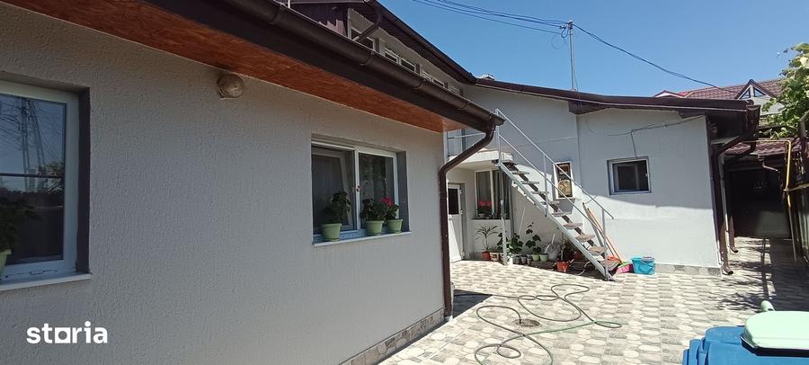 Casă cu 3 camere cu Teren 155 Mp în Bariera Vâlcii