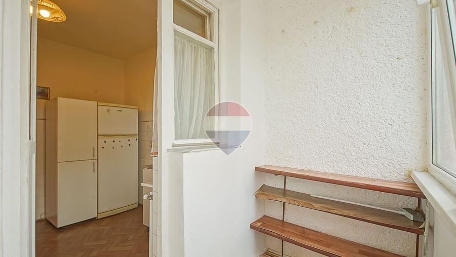 Apartament cu 2 camere semidecomandat în Est