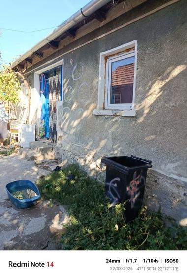 Casă cu 4 camere în Hotar