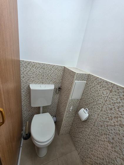 Apartament cu 3 camere semidecomandat în Crângași
