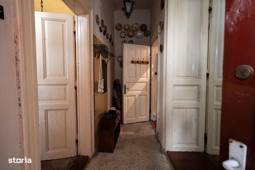 Apartament cu 2 camere semidecomandat în Horea