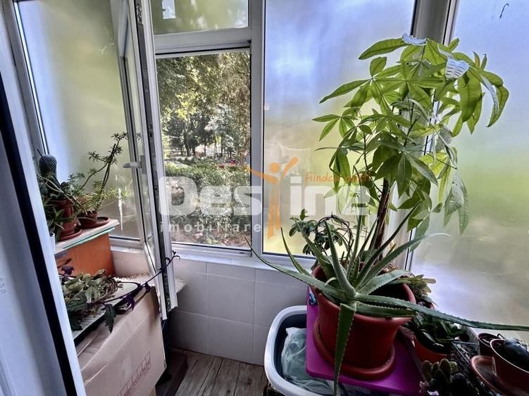 Apartament cu 2 camere semidecomandat, mobilat în Nord