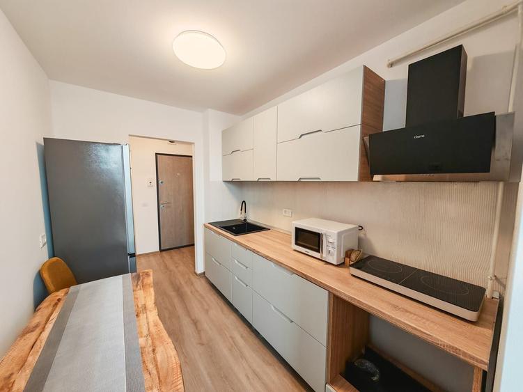 Apartament cu 2 camere semidecomandat în Central