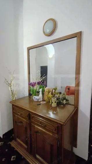 Casă cu 11 camere cu Teren 670 Mp în Clăbucet