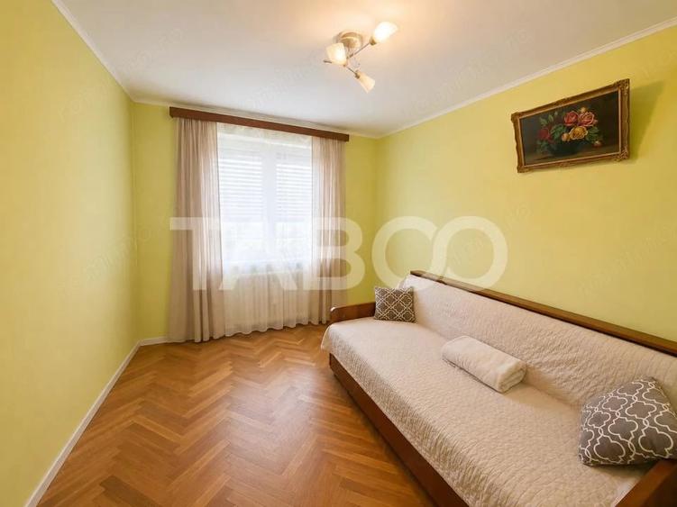 Apartament cu 3 camere decomandat în Mihai Viteazul