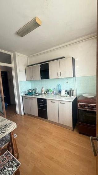 Apartament cu 2 camere decomandat în Rahova