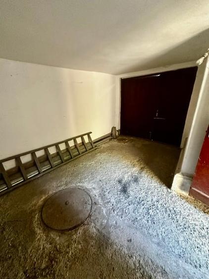 Casă individuală cu 4 camere cu Canalizare în Floreasca