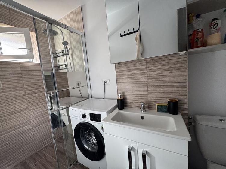 Apartament cu 2 camere semidecomandat în Central