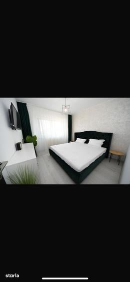 Apartament cu 2 camere decomandat în Micro 17