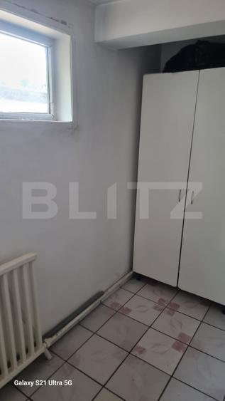 Spațiu industrial, de 326 mp, în Sud