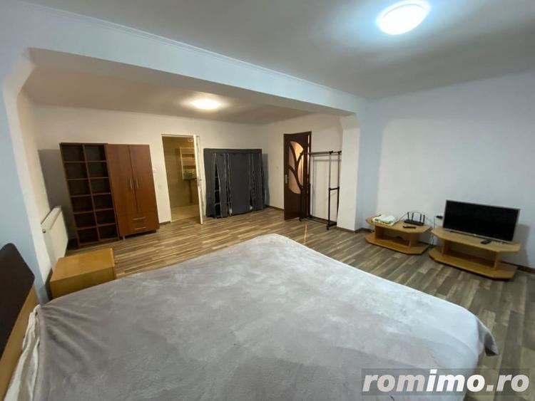 Apartament cu 2 camere semidecomandat în Sub Arini