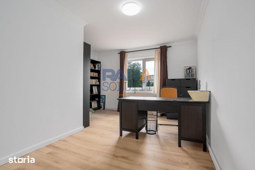 Casă cu 5 camere cu Teren 859 Mp în Central