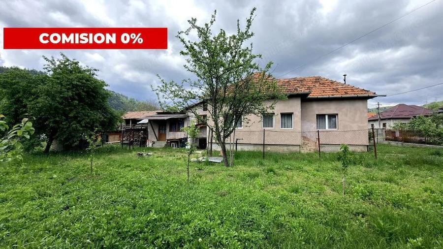 Casa individuala Leresti la strada principala+ teren 831 mp, utilitati complete - 2