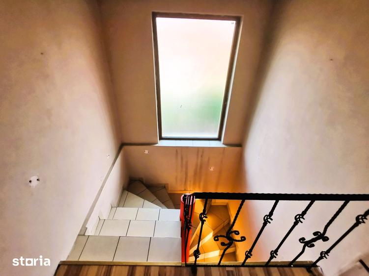 Casă cu 4 camere cu Teren 300 Mp în Sântandrei