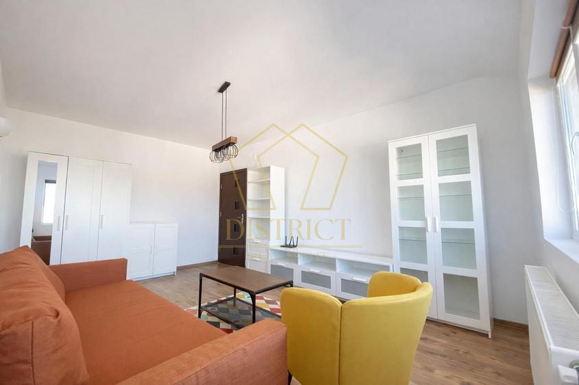 Apartament cu 3 camere decomandat, mobilat în Lipovei