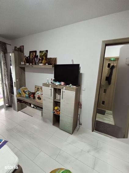Apartament cu 2 camere semidecomandat în Micro 6