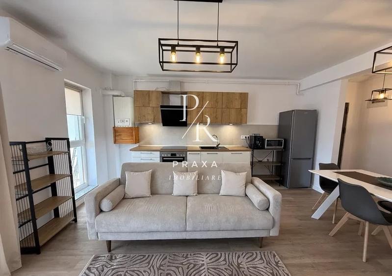 Apartament cu 2 camere semidecomandat, mobilat în Florești