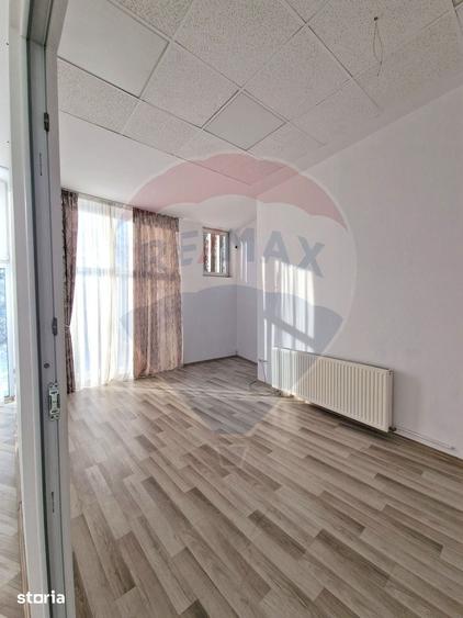 Spa?iu de inchiriat 405 mp | Parcare | Zona Vitan Dristor Sector 3 - 15