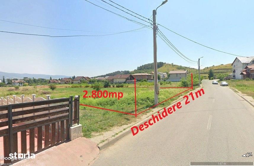 Teren de 2850 mp, în Zăvoi