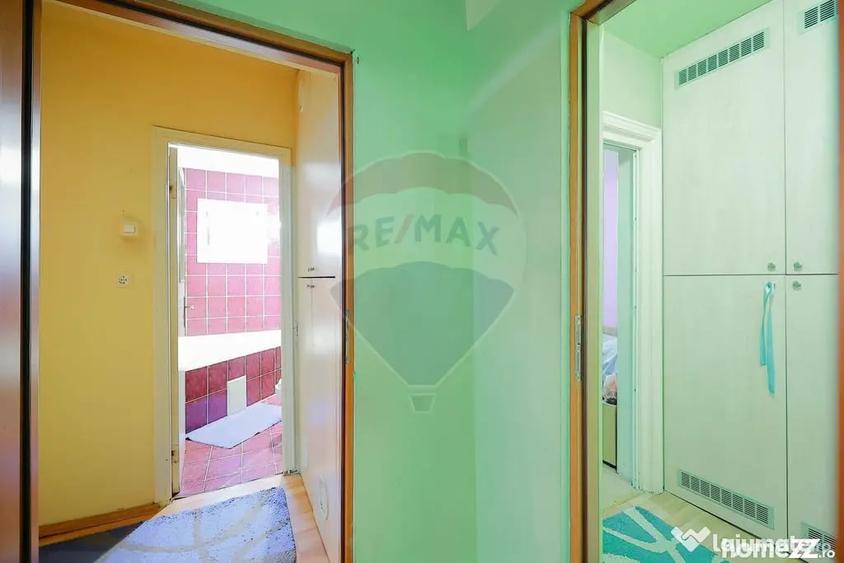 Apartament cu 4 camere decomandat în Rogerius