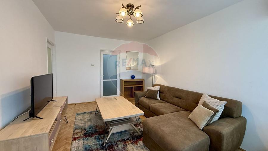 Apartament 2 camere de închiriat | Gara de Nord | 1 minut de metrou - 10