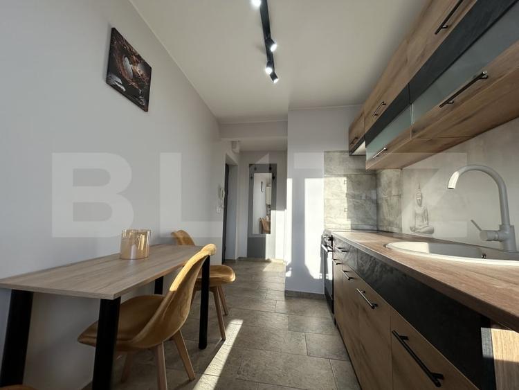 Apartament cu 2 camere semidecomandat, mobilat în Gherla