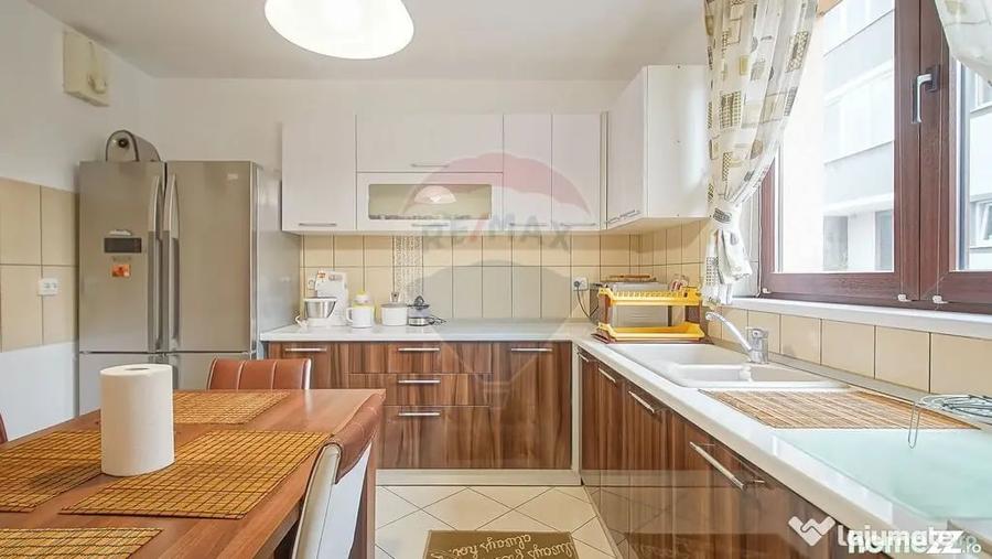 Casă cu 2 camere cu Teren 1167 Mp în Tractorul