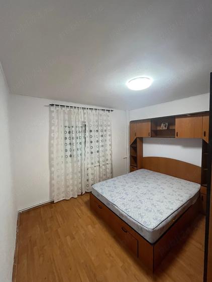 Apartament cu 3 camere decomandat în 13 Septembrie