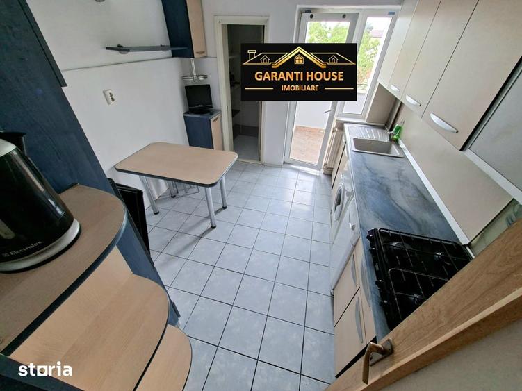 Apartament cu 3 camere decomandat în Săsar
