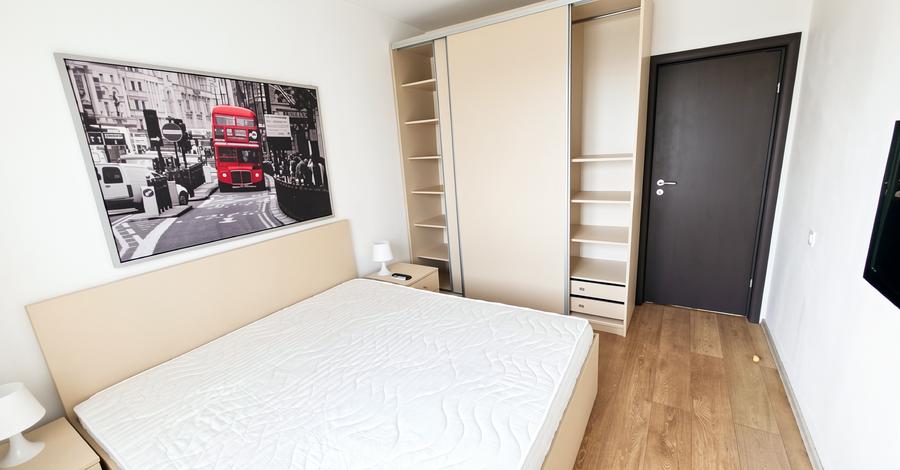 Apartament cu 2 camere decomandat în Jiului