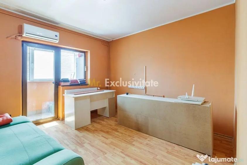 Apartament cu 3 camere decomandat în Sebastian